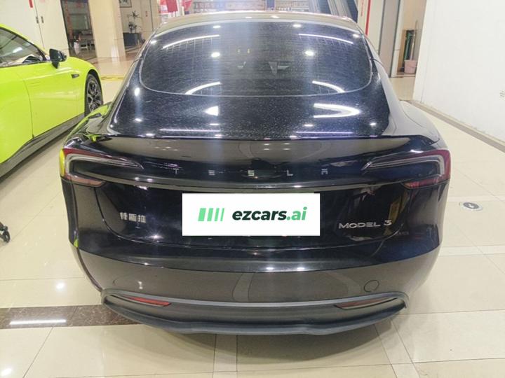 Model 3 2023 RWD photo 5