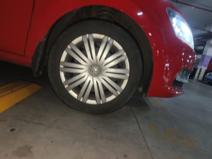 Polo 2016 1.6L AT Comfort photo 8
