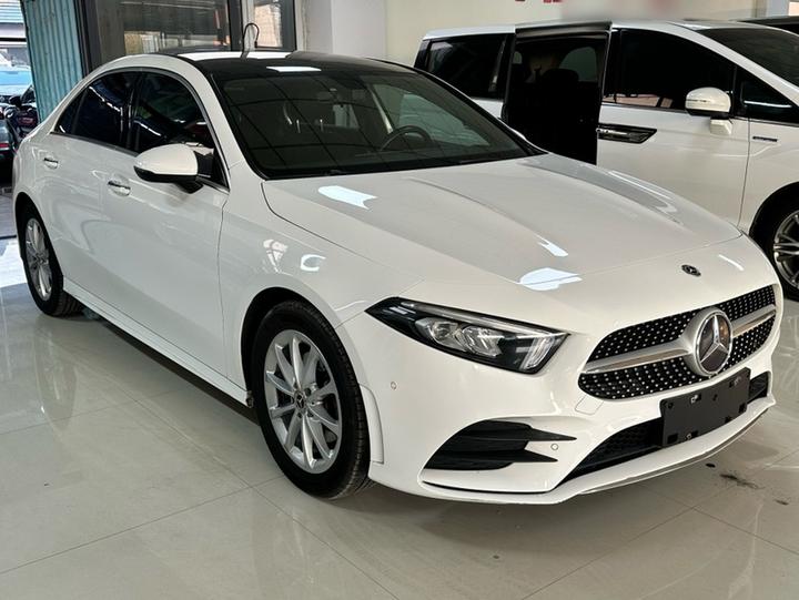 A-Class 2019 A 200 L Sport photo 3