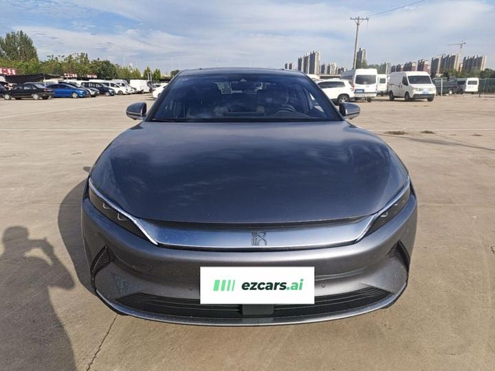 Han 2021 EV Standard Range Luxury photo 2