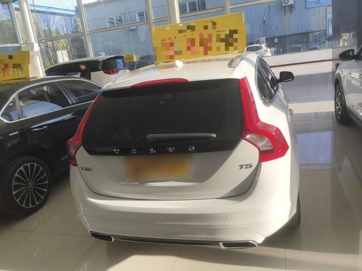V60 2015 T5 photo 5