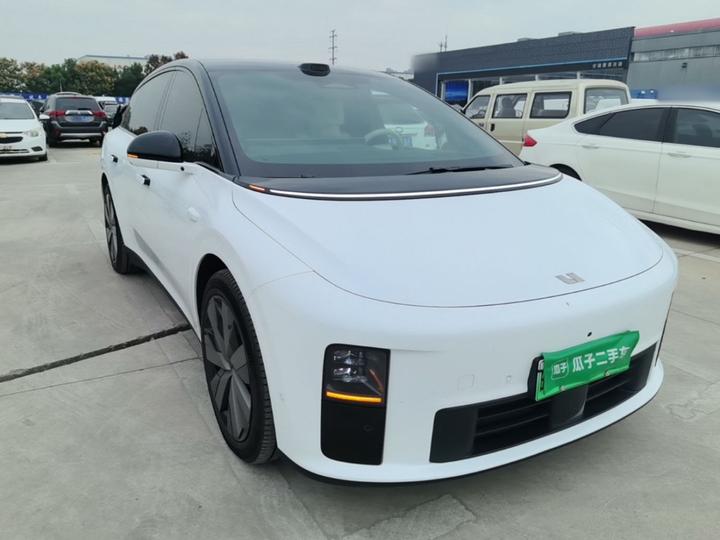 Li Auto i6 2025 AWD Standard photo 3
