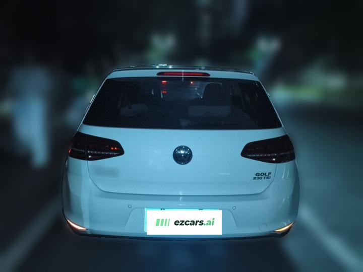 Golf 2017 230TSI AT Luxury Anniversary Edition photo 5