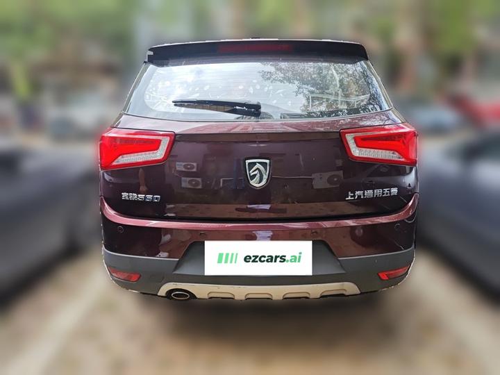560 2015 1.8L MT Luxury photo 3