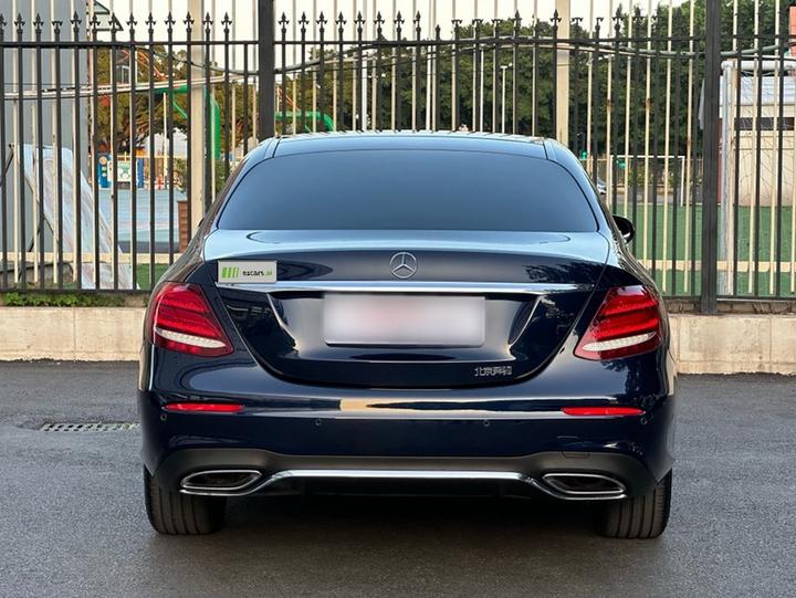 E-Class 2019 E 300 L Sport Luxury photo 2
