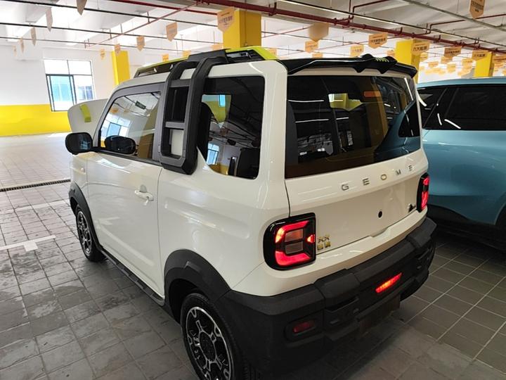 2025 210km Panda photo 4