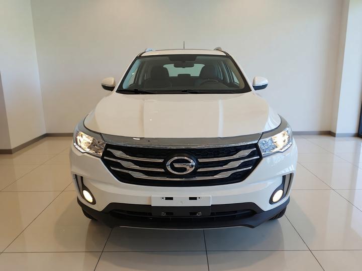 GAC Trumpchi GS4 2017 235T AT RWD Luxury Connected photo 2