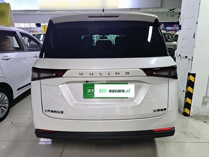 Wuling 2022 1.5L MT Elite photo 3