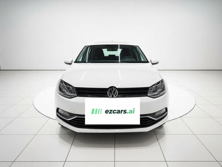 Polo 2016 1.6L AT Comfort photo 2