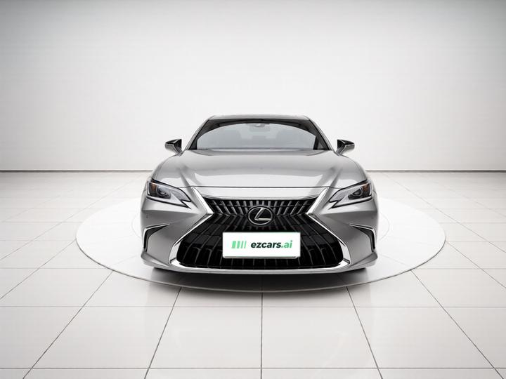 ES 2022 200 Luxury photo 2
