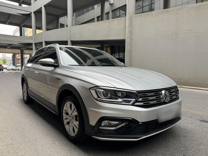 C-TREK 2018 1.5L AT Comfort photo 3
