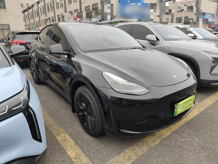 Model Y 2022 Facelift RWD photo 3