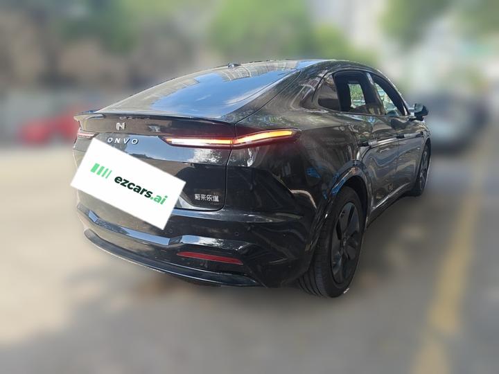 L60 2024 60kWh RWD photo 4