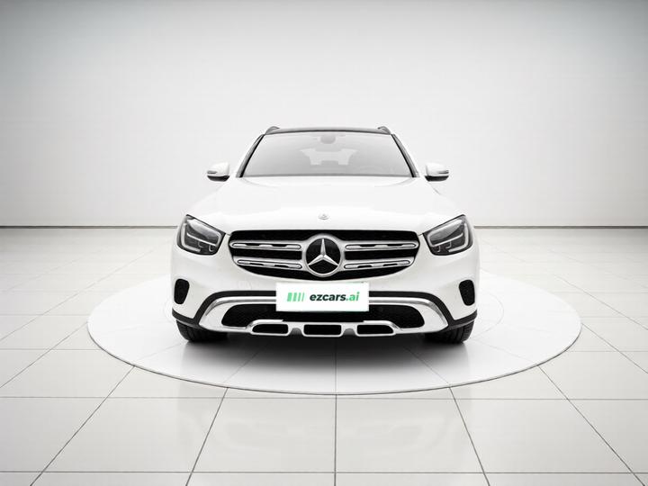 GLC 2021 GLC 260 L 4MATIC Dynamic photo 2