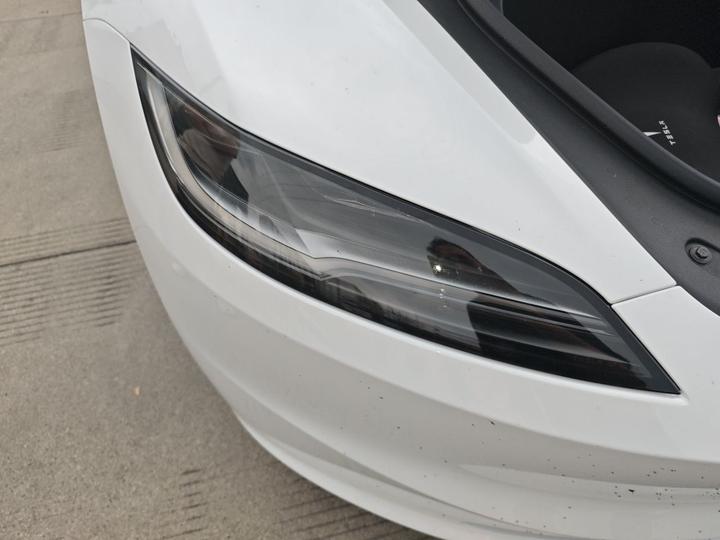 Model 3 2026 RWD photo 7