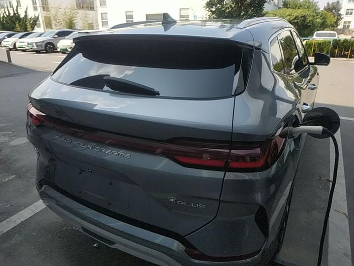Song PLUS EV 2023 Champion DM-i 110KM Flagship PLUS photo 3