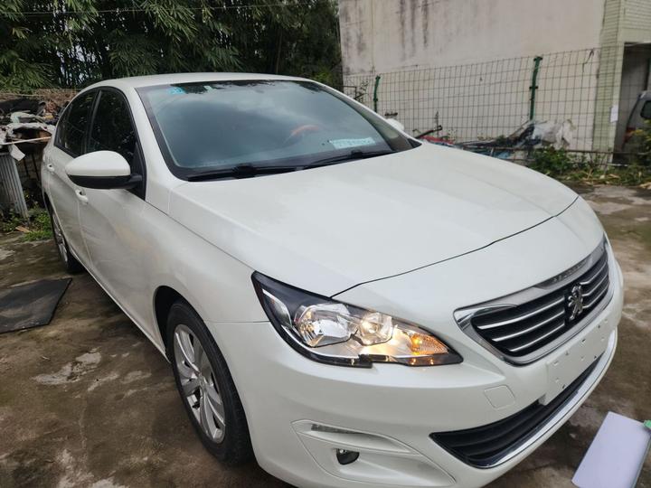 408 2014 1.8L MT Leading photo 3