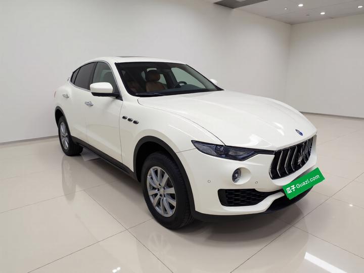 Levante 2018 3.0T Classic photo 3