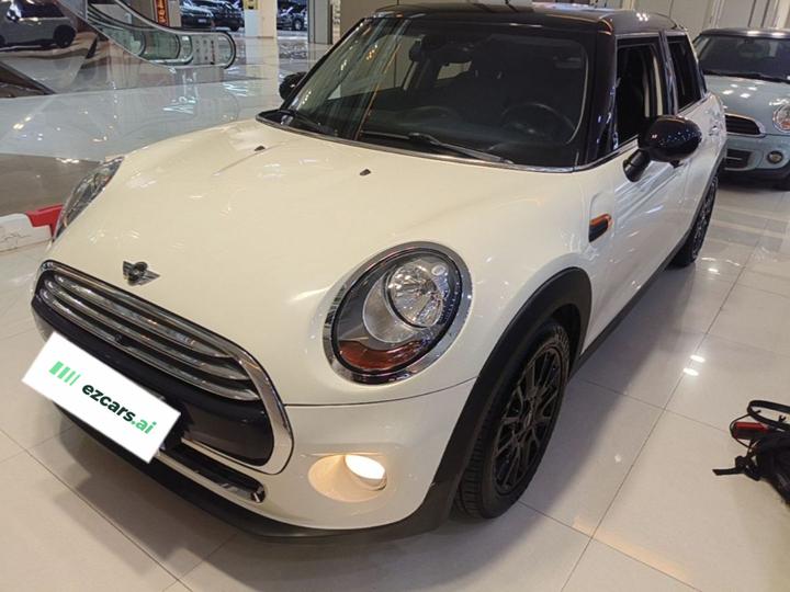 2016 1.5T COOPER 5-Door