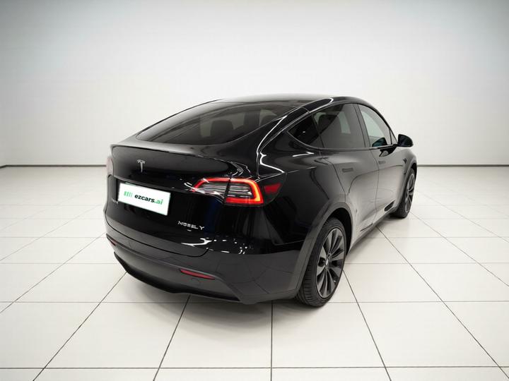 Model Y 2024 RWD photo 3