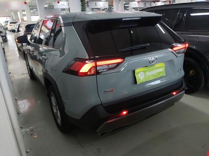 RAV4 2020 2.0L CVT AWD PLUS photo 4