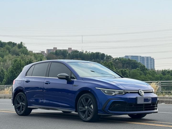 Golf 2021 280TSI DSG R-Line photo 2