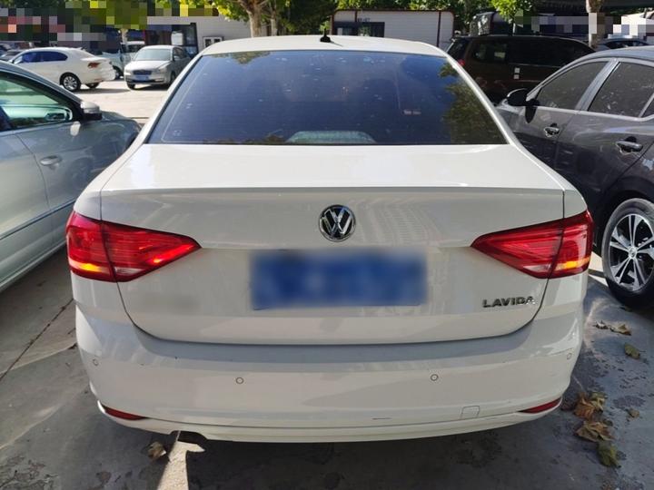 Lavida 2017 1.6L AT photo 5