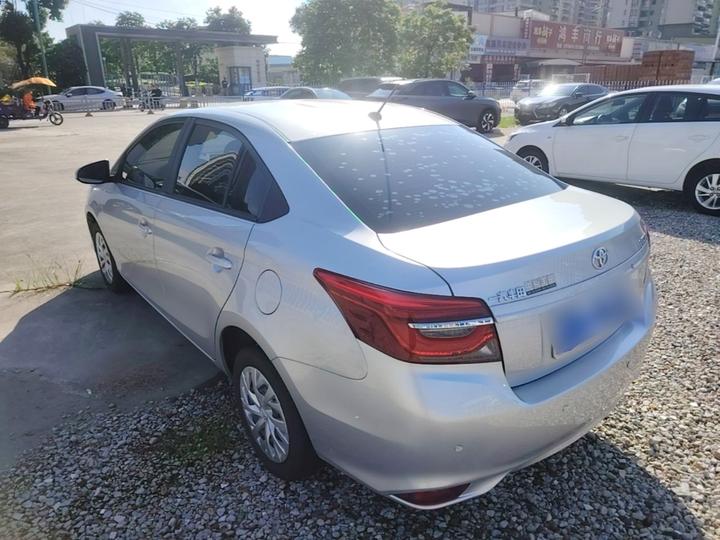Vios 2021 1.5L CVT photo 4