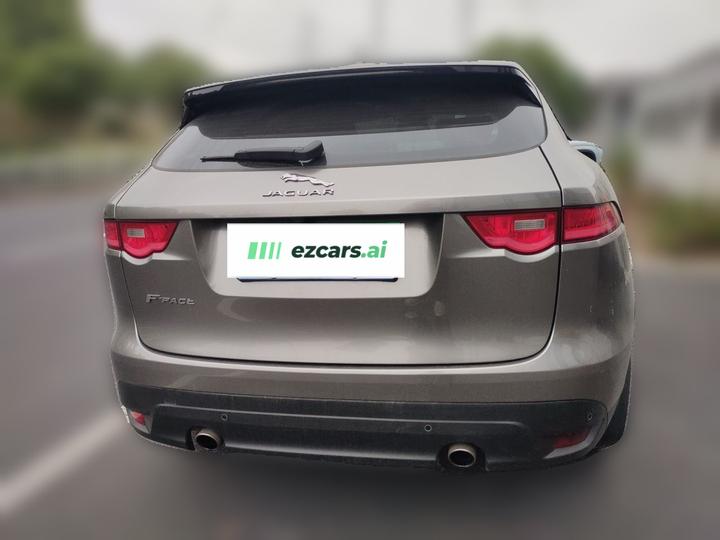 F-PACE 2016 2.0T RWD Exclusive photo 3