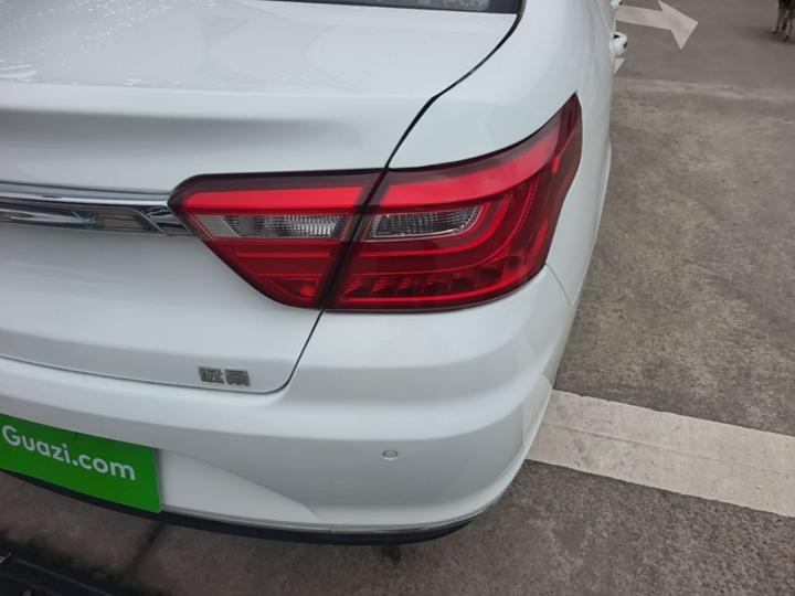 Vision 2019 Upgraded 1.5L MT Luxury China VI photo 7