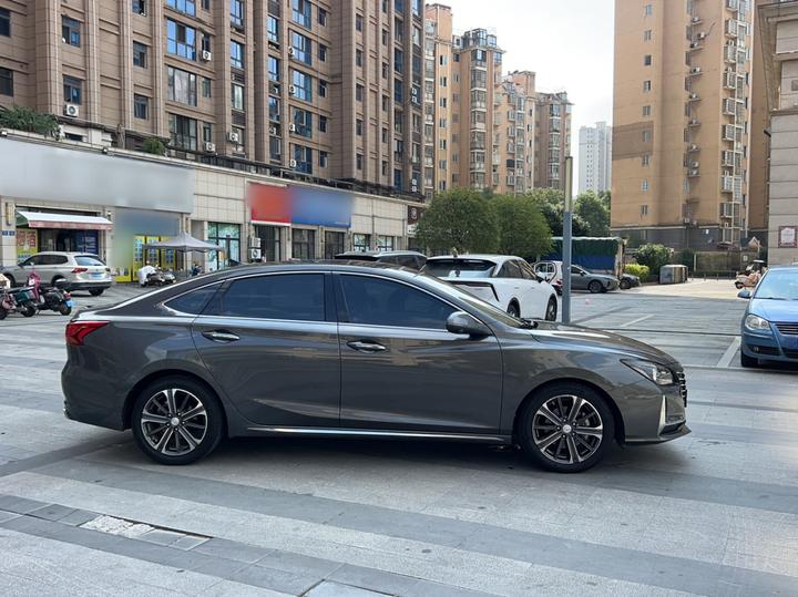 CC 2022 1.5T DCT Elite photo 6
