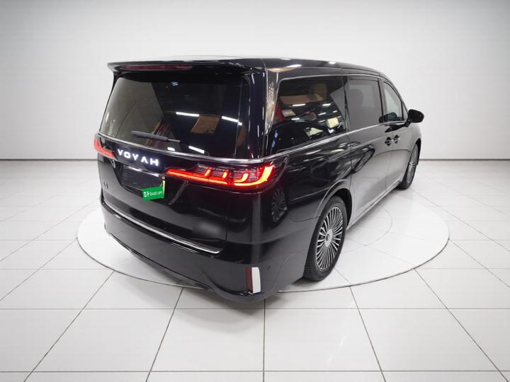 Voyah Dreamer 2025 PHEV AWD Flagship photo 6