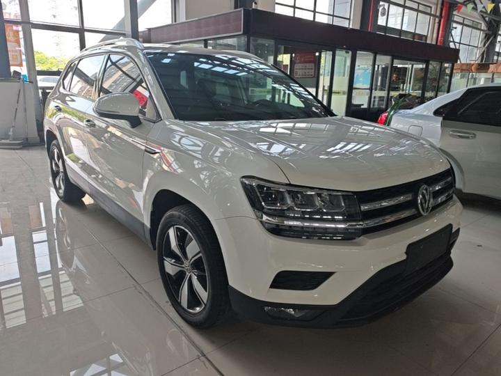 Tharu 2020 280TSI RWD Comfort China VI photo 3