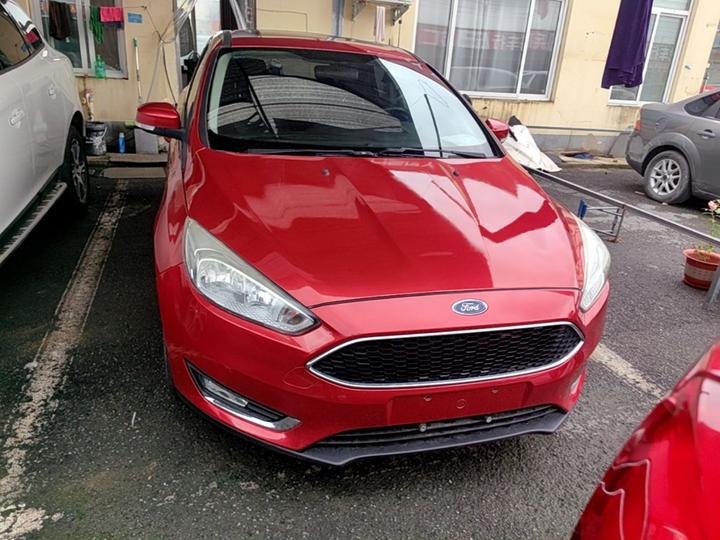 Focus 2015 Hatchback 1.6L AT photo 2