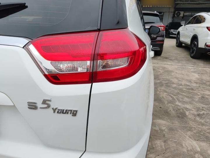 Haima S5 2018 1.6L CVT Luxury photo 7