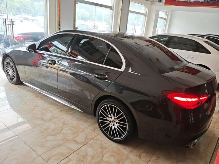 C-Class 2022 C 260 L Sport photo 4