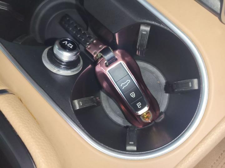2018 Cayenne 3.0T photo 8