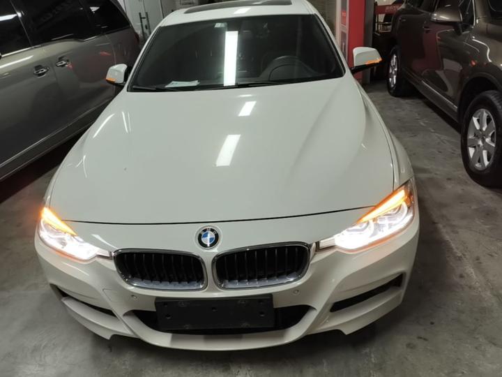 3 Series 2018 320i M Sport Package photo 2