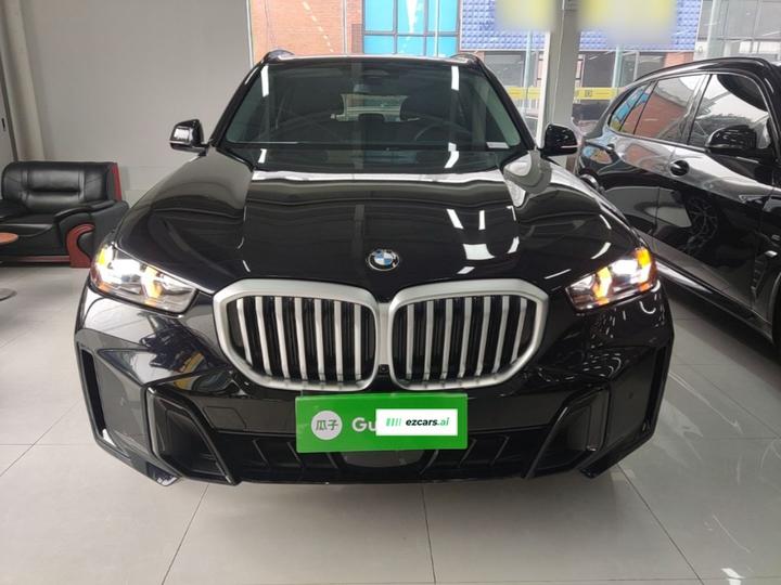 X5 2023 xDrive 30Li Exclusive M M Sport Night Package photo 2