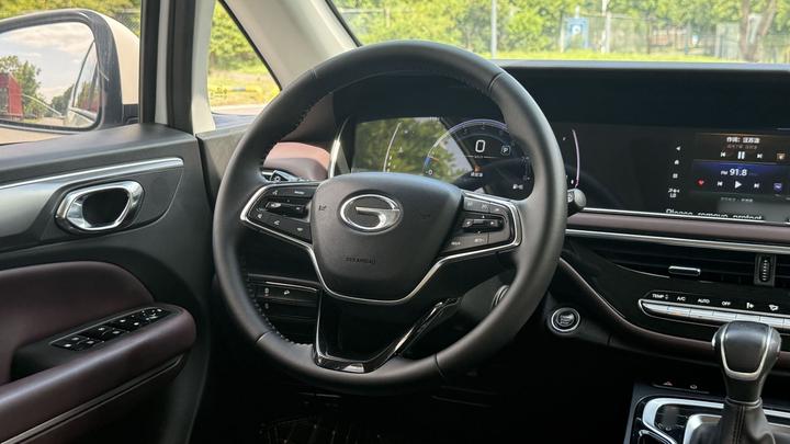 GAC Trumpchi M6 2021 PRO 270T AT Luxury photo 5
