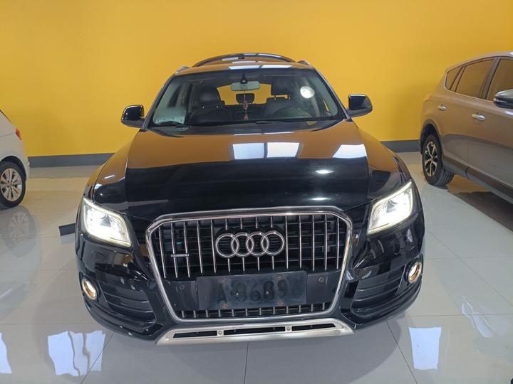 Q5 2013 40 TFSI Tech photo 2