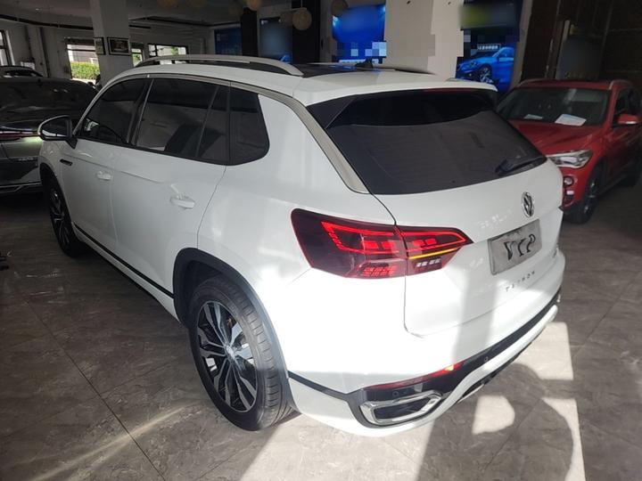 Tayron 2022 380TSI AWD R-Line Connected photo 4