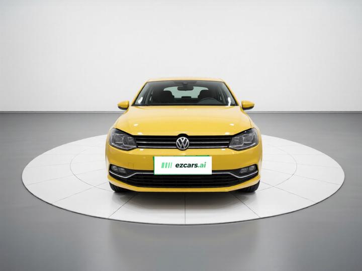 Polo 2016 1.6L AT Comfort photo 2