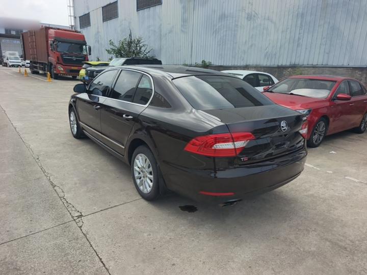 Superb 2013 1.8TSI AT photo 4