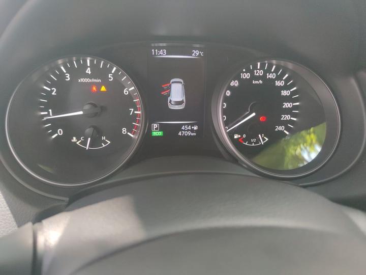X-Trail 2025 2.0L RWD photo 2