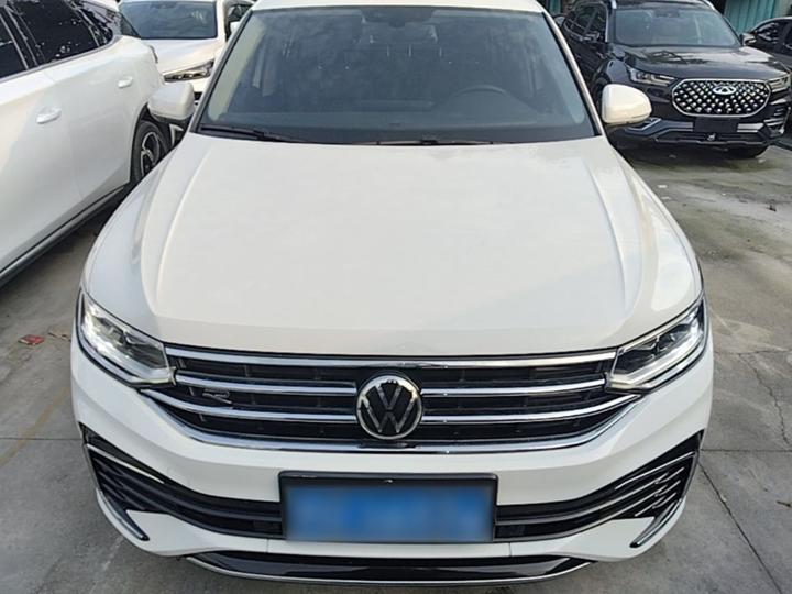Tiguan L 2022 330TSI AT RWD R-Line photo 2