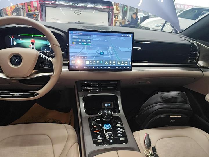 Han 2024 EV Honor 610KM AWD ADAS photo 8