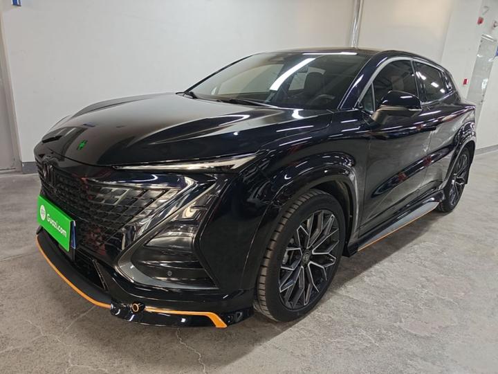 UNI-T 2022 1.5T Sport Premium