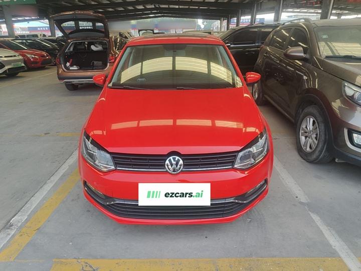 Polo 2016 1.6L AT Comfort photo 2