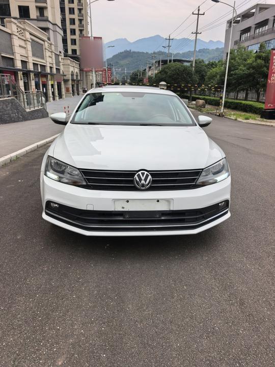 Sagitar 2017 230TSI AT Comfort photo 2